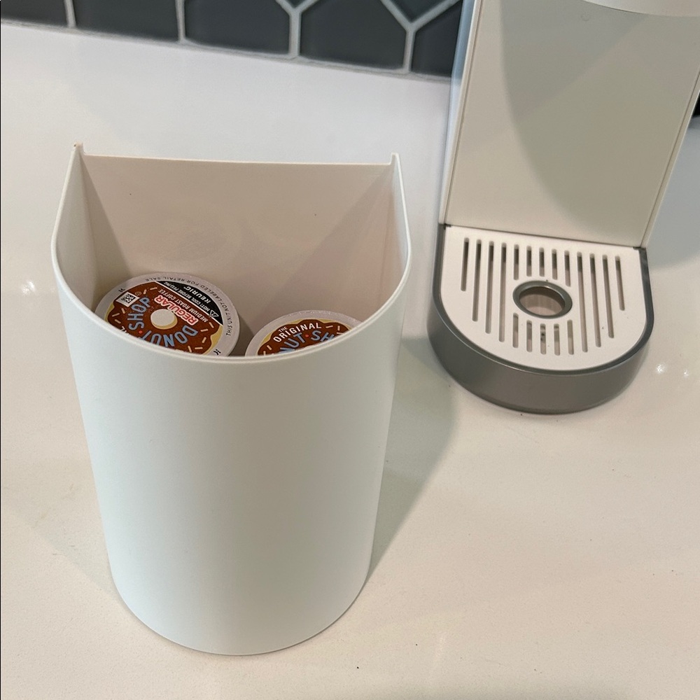 Keurig Single-Serve Coffee Brewer in White and Silver - Picture 4 of 6